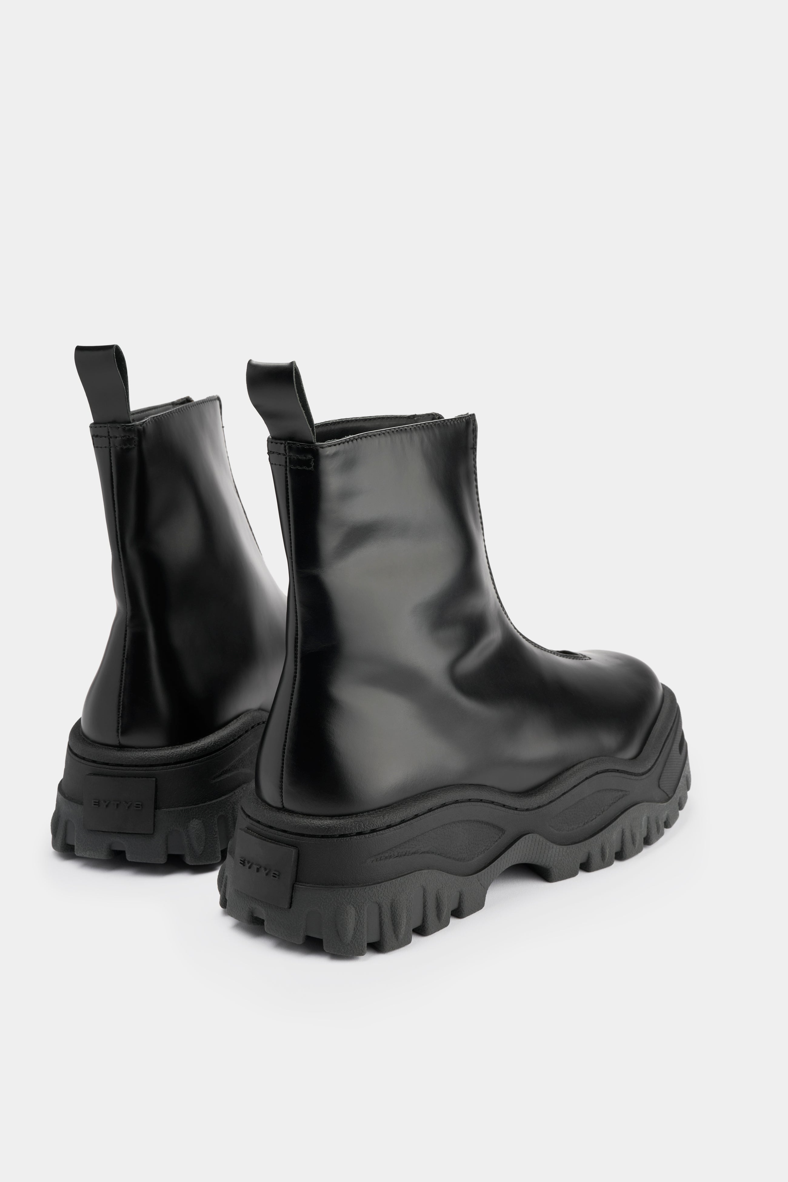 Raven II Black Leather