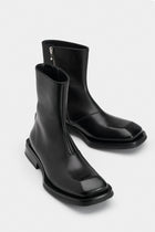 Piston Black Leather