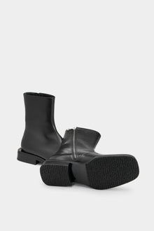 Piston Black Leather