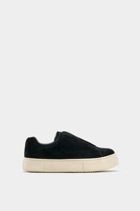 Doja Slip-On Black Suede
